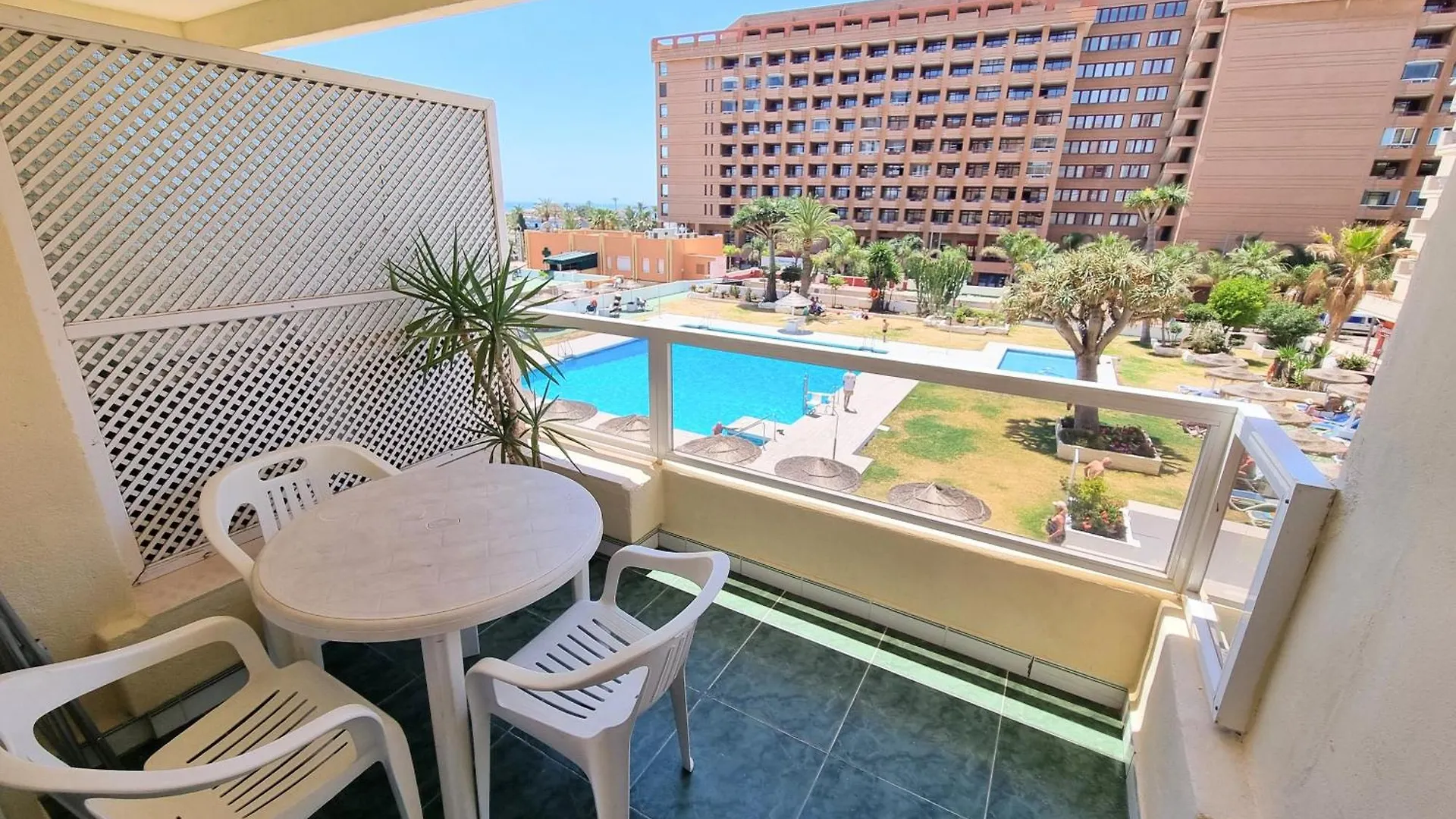 Pyr Beach And Pool Studio I Fuengirola 0*,