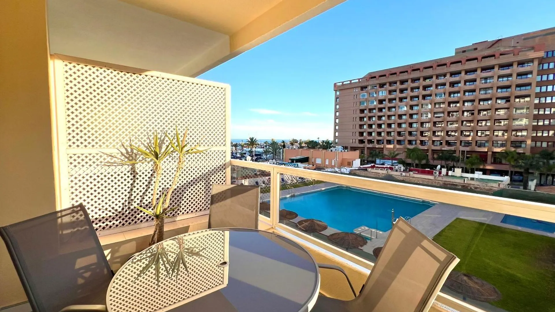 Pyr Beach And Pool Studio I Fuengirola Apartment